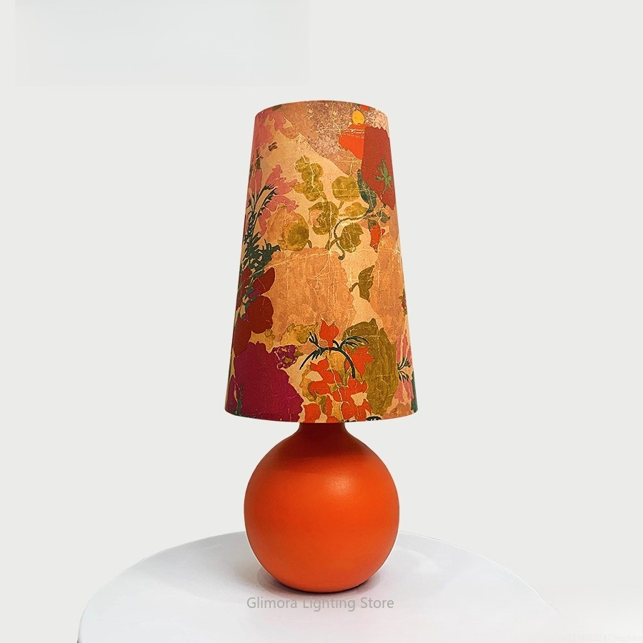 Century Textile & Sewing Supply Reviews - Lampe de table sphère orange :